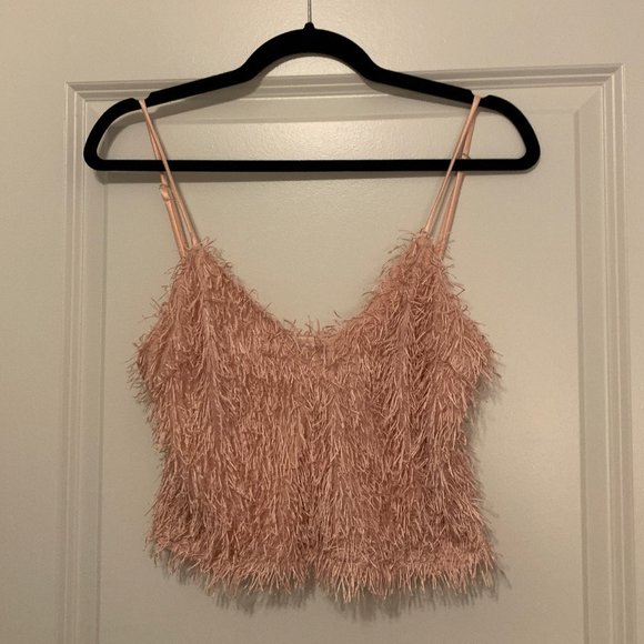 Tops - ♡ Pink frilly crop top